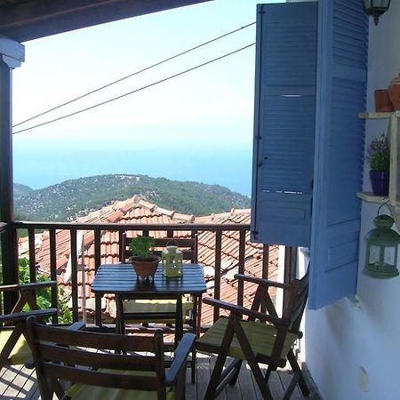 Gasthaus Athina'S House Skala Sotiros Exterior foto