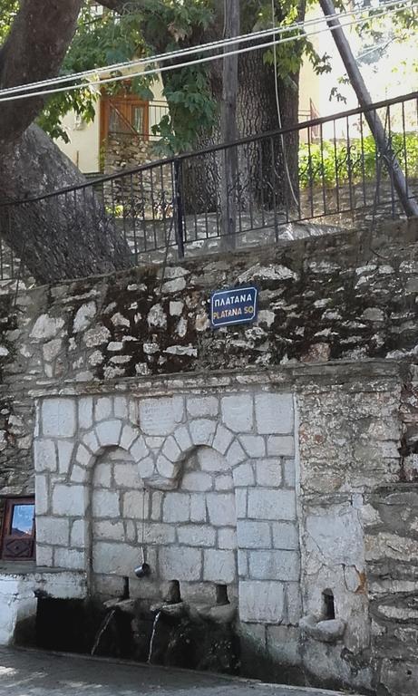 Gasthaus Athina'S House Skala Sotiros Exterior foto