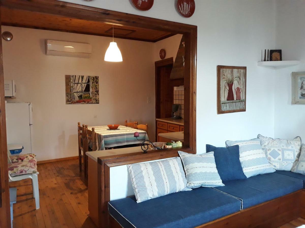 Gasthaus Athina'S House Skala Sotiros Exterior foto